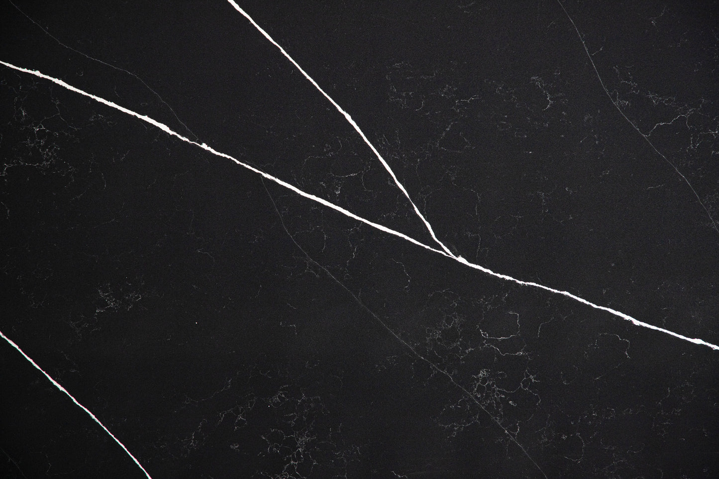 FE516 - MIDNIGHT BLACK